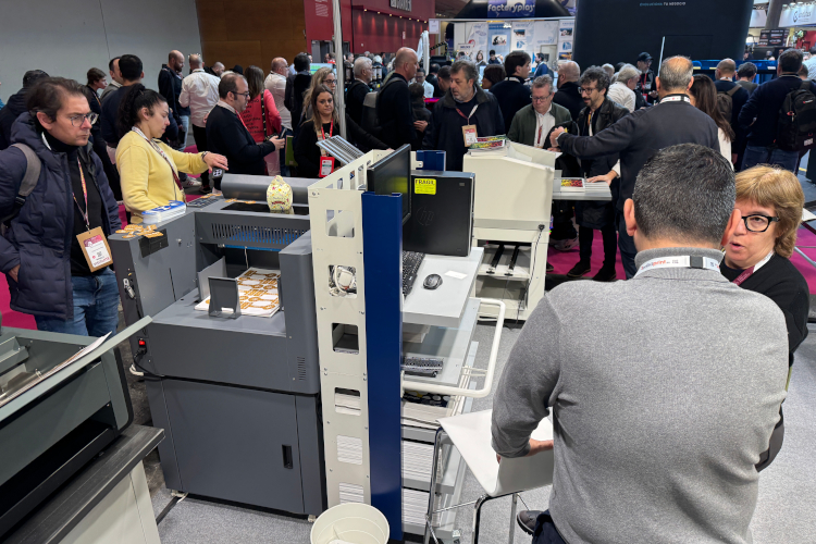 PMA Product reforz&oacute; la autonom&iacute;a del peque&ntilde;o impresor en C!Print Madrid con soluciones de automatizaci&oacute;n accesibles