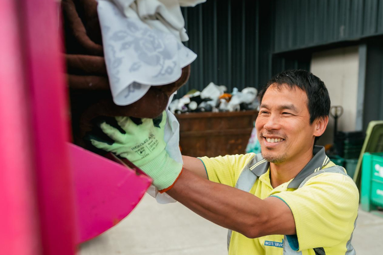 The UK Textile Pact publishes an industry-developed ten-point blueprint for UK Textiles EPR