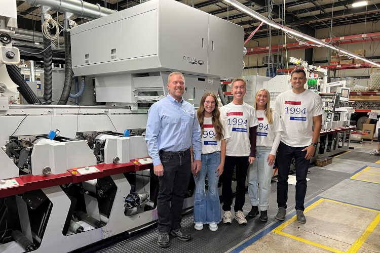 Dos convertidores, una solución: el módulo N610i-R de Domino transforma la producción de etiquetas