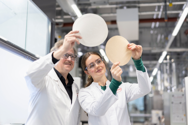 Adhesivos y recubrimientos que facilitan la circularidad y la reducci&oacute;n de CO2: Las soluciones de embalaje sostenible de Henkel en Interpack