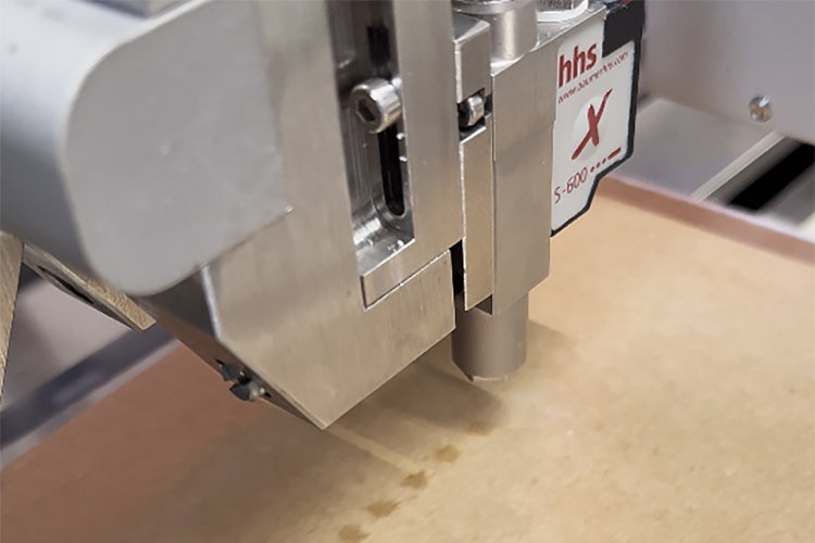 Precision folds with Easyfold from Baumer hhs – Greater process reliability in multipoint gluers