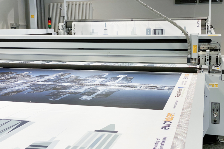 eurolaser demostrar&aacute; en Fespa el corte de precisi&oacute;n de gran formato para materiales impresos