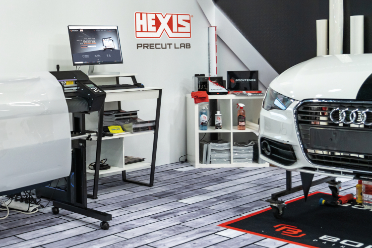 Del corte manual a la precisi&oacute;n digital: as&iacute; es el nuevo software de corte HEXIS PRECUT LAB
