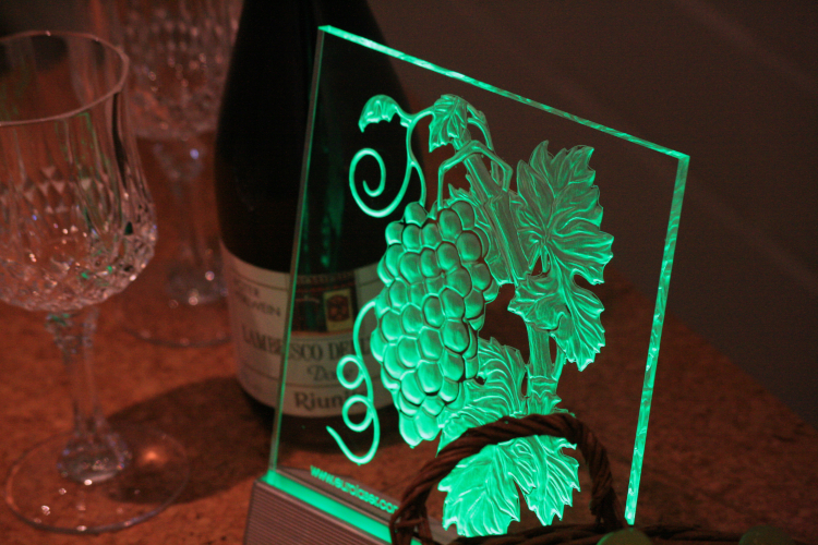 Producci&oacute;n postimpresi&oacute;n: C&oacute;mo el corte l&aacute;ser de gran formato impulsa la eficiencia