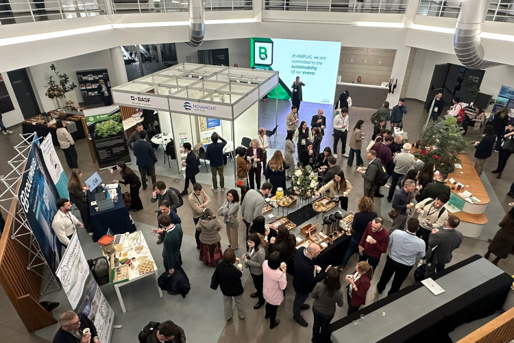 AIMPLAS re&uacute;ne a m&aacute;s de 150 especialistas en biopol&iacute;meros para debatir sobre regulaci&oacute;n, certificaci&oacute;n e innovaci&oacute;n