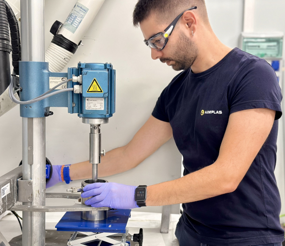 Recubrimientos libres de PFAS aplicados mediante plasma atmosf&eacute;rico para packaging sostenible
