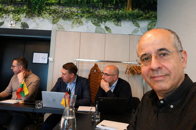 ASERLUZ refuerza su presencia europea en la &uacute;ltima reuni&oacute;n de la ESF