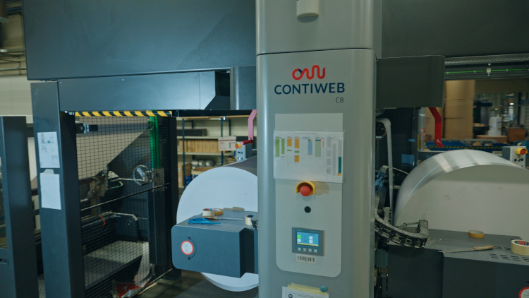 Moderna Printing refuerza su posici&oacute;n en el mercado con la primera configuraci&oacute;n de bobina a pliego en continuo en Europa