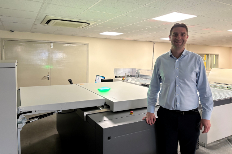 James Cross, Codirector general de Micropress