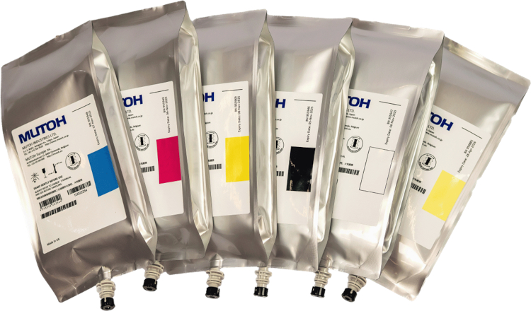 Mutoh amplía su catálogo de tintas LED-UV con la tinta UH71 para sustratos rígidos