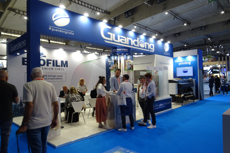 El lanzamiento internacional de EDOFILM atrajo a clientes de todo el mundo en Fespa
