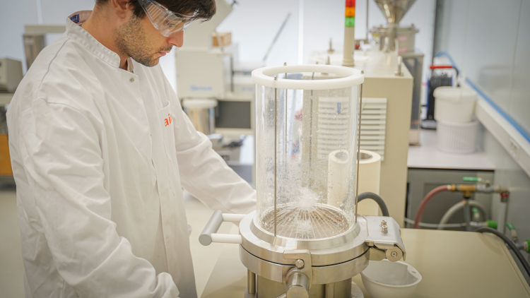 AINIA transforma residuos vegetales e industriales en nuevos materiales sostenibles para envases