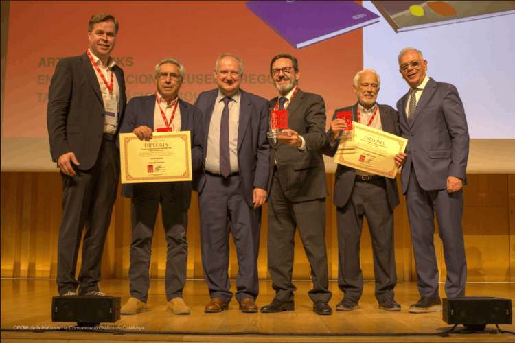 ARTIKA, galardonada por segundo año consecutivo con el Premio Pirámide Gremial por la encuadernación de su obra “Cántico del Sol” de Joan Miró