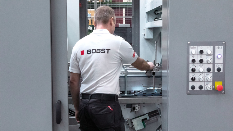 BOBST lanza la nueva línea MASTERFOLD construida sobre una plataforma totalmente rediseñada