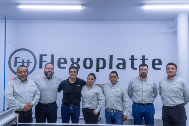 FlexoPlatte establece nuevos est&aacute;ndares en M&eacute;xico con FLEXCEL NX Ultra Solution de Miraclon