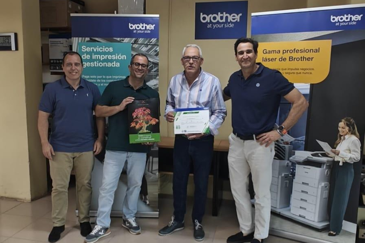 Brother premia a los distribuidores que m&aacute;s han contribuido a la recogida de consumibles para su remanufactura y reciclaje