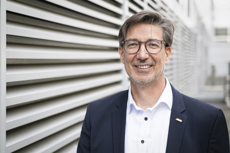 Tobias Wetzel, Director General de Ventas y Servicios de KHS
