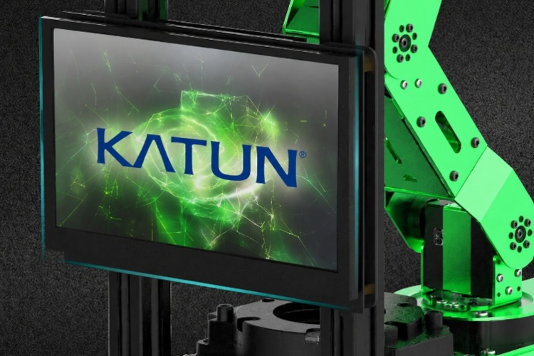 Demostraci&oacute;n de Katun con el robot de reabastecimiento Crickets