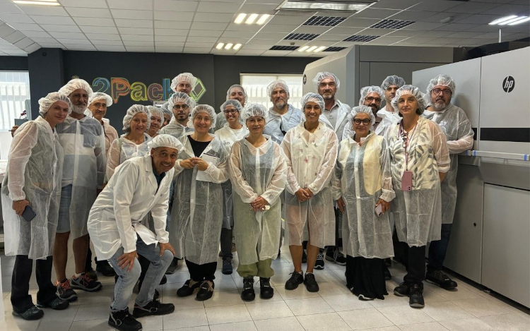 Neobis celebra con éxito la 2ª Jornada de “actualización para formadores”, impartida por HP en Grupo Zurita (Instalaciones de b2Pack)