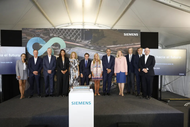 Siemens pone la primera piedra de su futura nueva sede corporativa en Madrid