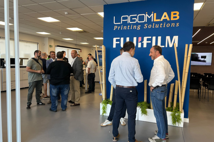 Fujifilm y Lagom presentaron en primicia en Madrid las funcionalidades de la nueva Revoria Press PC2120 ante un centenar de profesionales