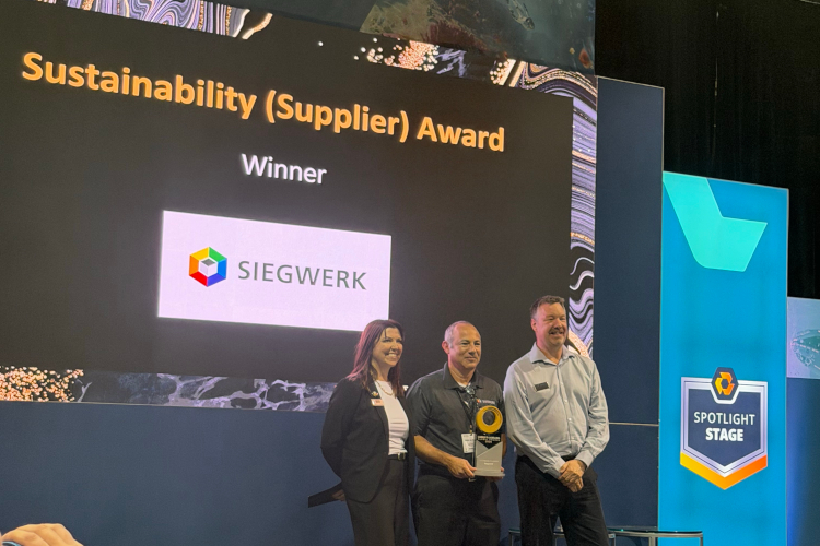 Siegwerk and Enplater Group receive Labels & Labeling Sustainability Award for innovative Mono-PP Pouch