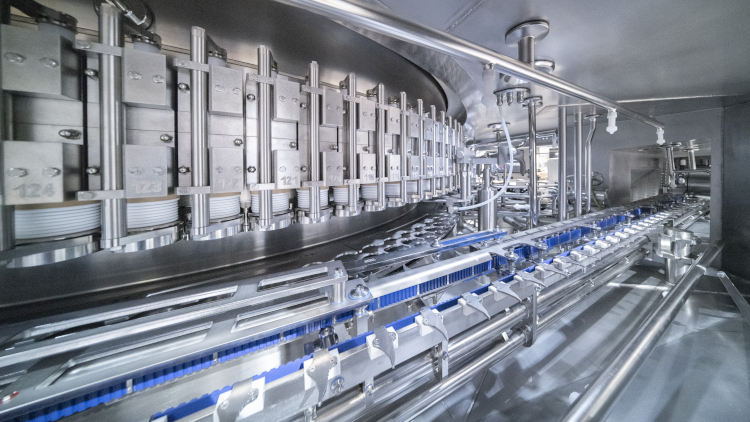 KHS mostrará en BrauBeviale cómo diseñar el futuro y conceir las líneas de forma integral