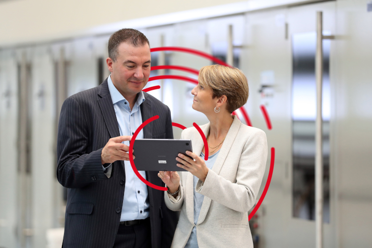 Explorando la trayectoria de BOBST Connect hasta la fecha y su impacto actual y futuro en la industria del embalaje